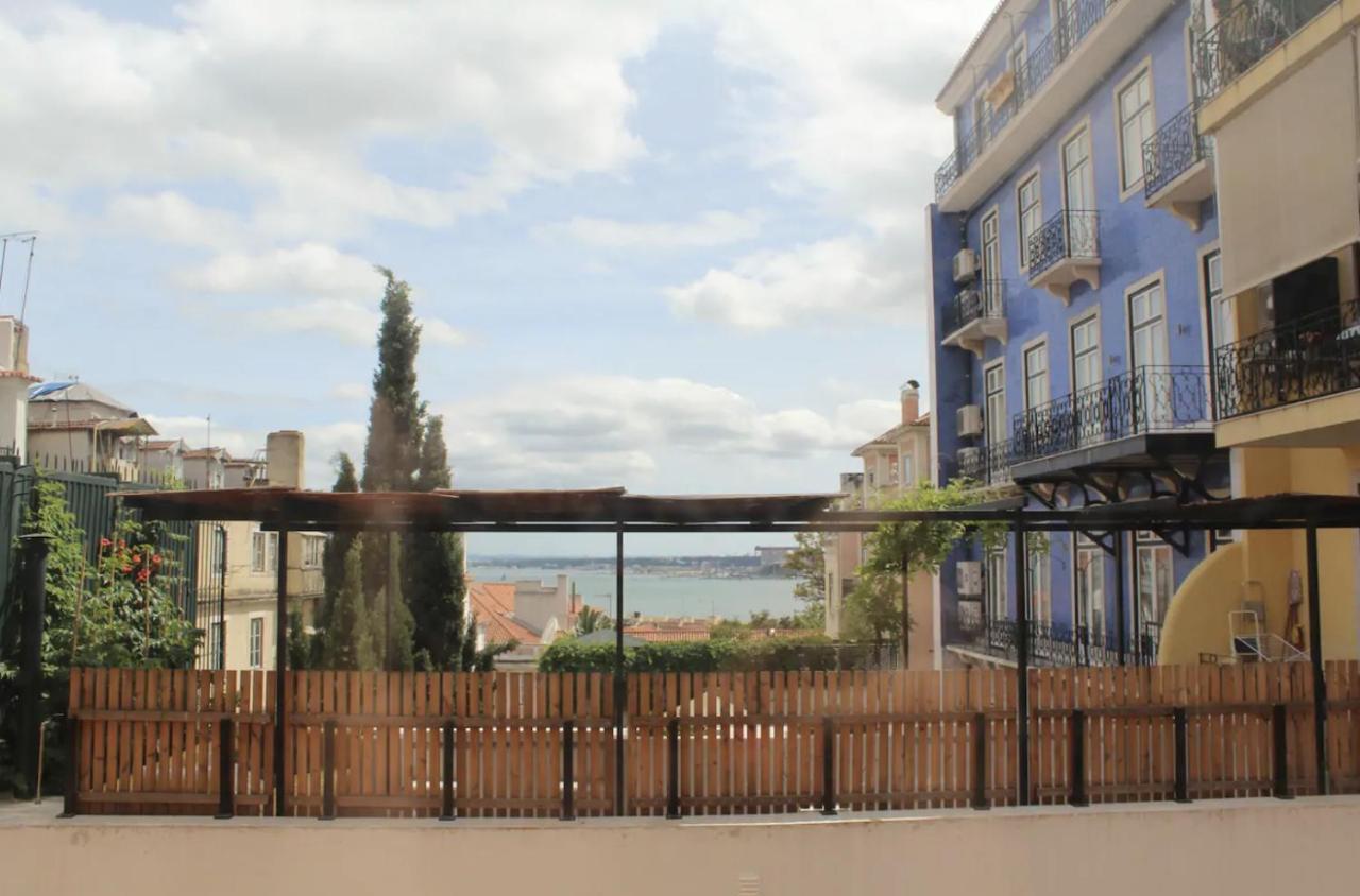 Beautiful 3-Story House In Chiado With A 40M² Private Terrace Apartment Lisboa Екстериор снимка