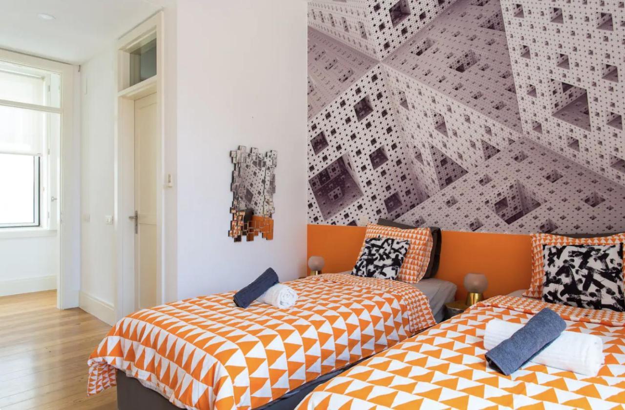 Beautiful 3-Story House In Chiado With A 40M² Private Terrace Apartment Lisboa Екстериор снимка